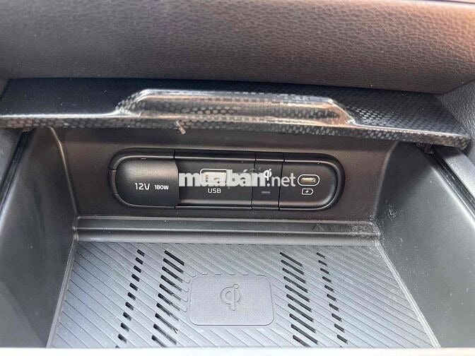 Kia Sportage 2022 Signature 2.0D - 34000 km