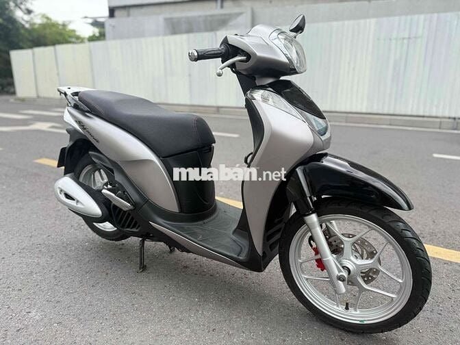 Honda SH Mode 125cc Bạc