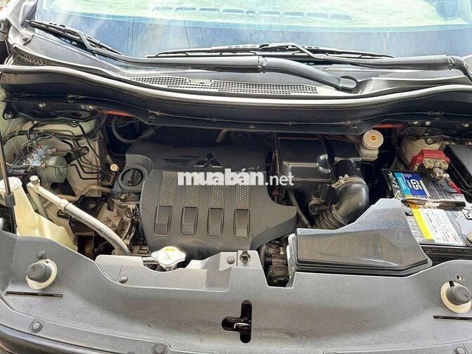 Xpander MT 2021 giá 400 triệu ***