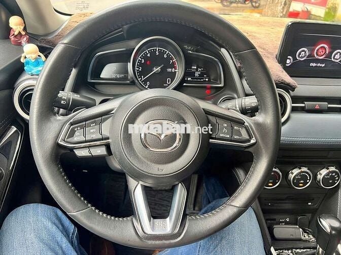 Mazda 2 Premium màu Đỏ