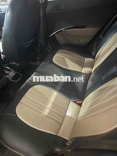 Cần Bán Hyundai i10 2015 nhập ấn