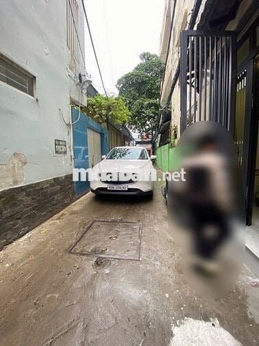 BÁN GẤP CHDV NGUYỄN XÍ - HẺM XE HƠI - 49,5M2 - 4 TẦNG BTCT- CHỈ 8.x TỶ