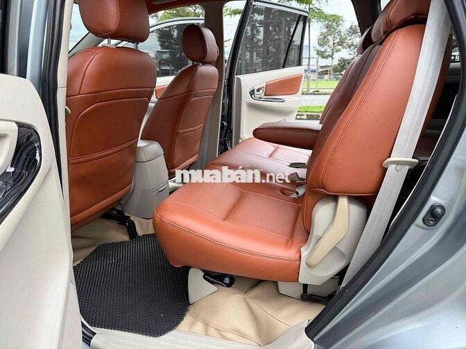 Toyota Innova 2013 2.0G - 170000 km