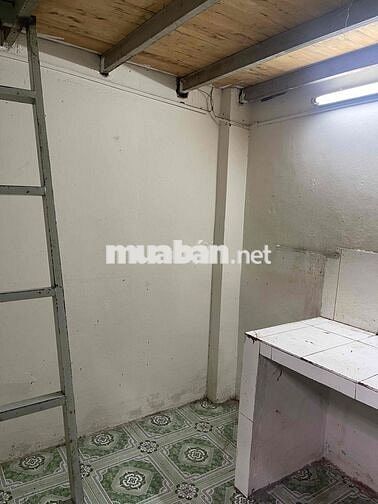 nhà khu dân cư p Dĩ An,tp HCM nhà cấp 4 đường dt 743c