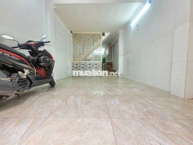 BÁN GẤP NHÀ LÊ QUANG ĐỊNH - 32m2 - 4 TẦNG BTCT - HẺM 3M - CHỈ 4.x TỶ