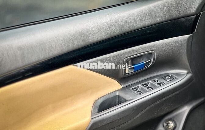 Outlander 2020 zin chính chủ