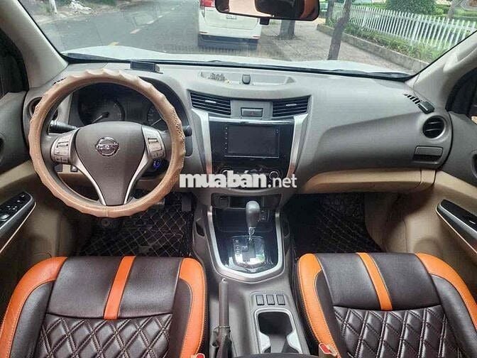 Nissan Navara 2018 Số tự động Bạc