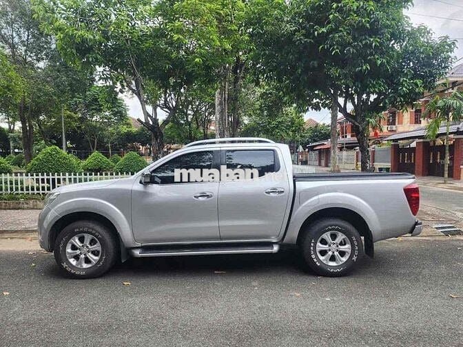 Nissan Navara 2018 Số tự động Bạc