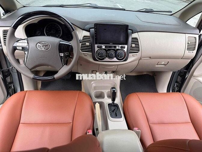 Toyota Innova 2013 2.0G - 170000 km