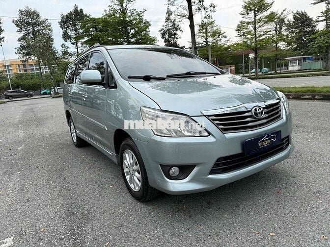 Toyota Innova 2013 2.0G - 170000 km