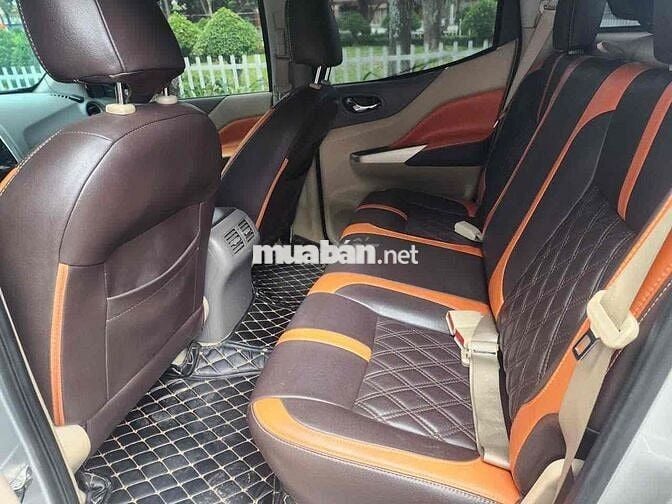 Nissan Navara 2018 Số tự động Bạc