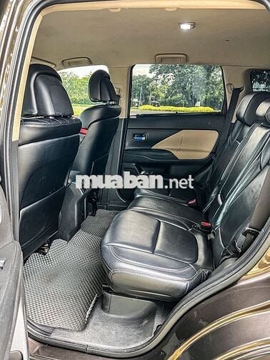 Outlander 2020 zin chính chủ