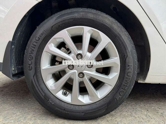 Hyundai Accent 2021 STD 1.4AT,màu trắng,69.000 km