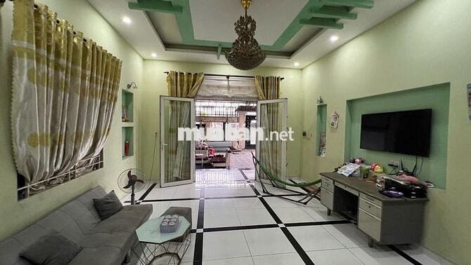 KẸT VỐN LÀM ĂN – CẦN BÁN GẤP NHÀ 1 TRỆT 2 LẦU  - GIÁ MỀM BẤT NGỜ!