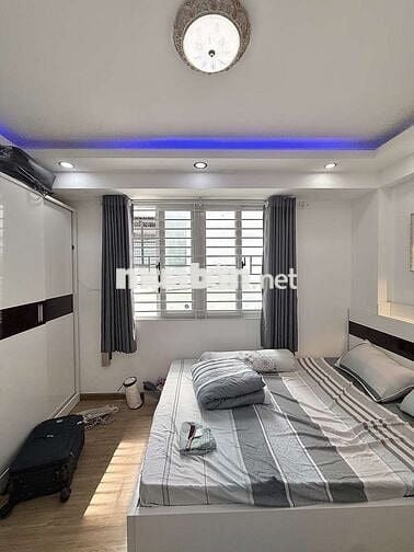 BÁN NHÀ 4 TẦNG – HẺM 72 HUỲNH VĂN BÁNH – TRUNG TÂM PHÚ NHUẬN