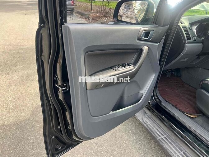 Ford Ranger 2017 Đen Số sàn