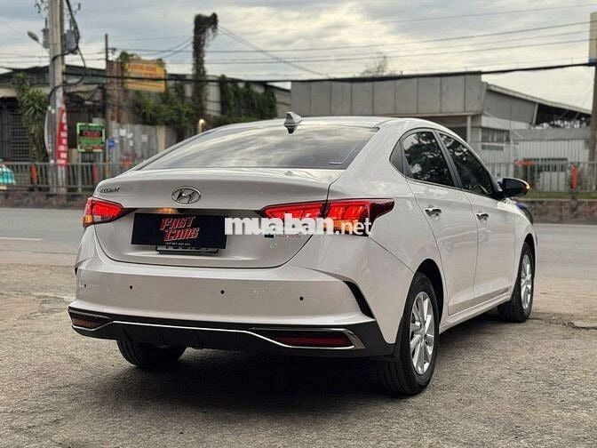 Hyundai Accent 2021 STD 1.4AT,màu trắng,69.000 km