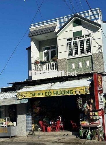 Nhà Lầu 880Triệu Cho Thuê 8 Triệu/tháng ngay Chợ Công Nhân Bình Chánh