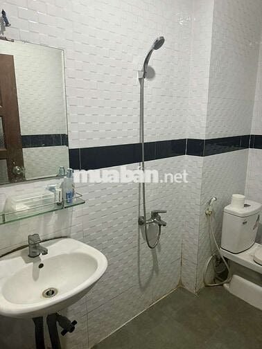 Phòng trọ cho thuê sạch sẽ, thoáng mát, Bình Tân