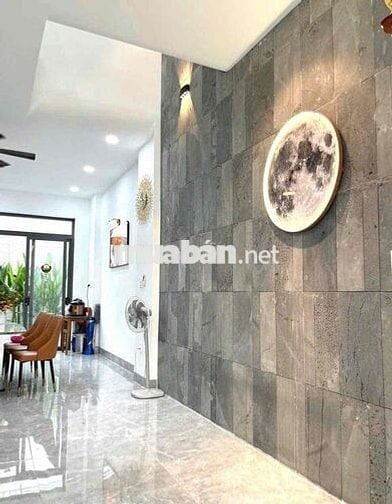 ngộp. bán gấp trong tuần – giảm sâu còn 1,883 tỷ. 4PN/3WC. Hiếm có