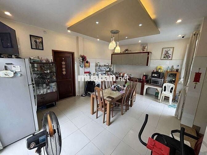 Nhà 1 Trệt 3 Lầu 5PN 6,5x15m Mặt Tiền Đường Trần Xuân Soạn