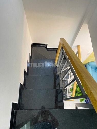 CHỦ KẸT VỐN BÁN GẤP NHÀ NGUYỄN VĂN ĐANG Q3, GIÁ LỖ