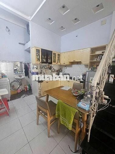 MẶT TIỀN HẺM XE HƠI 8M THÔNG, NHÀ 2 TẦNG, (4X10,5)M2, 4,17 TỶ CÒN TL