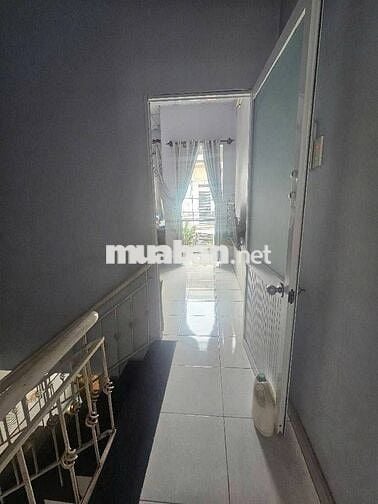 MẶT TIỀN HẺM XE HƠI 8M THÔNG, NHÀ 2 TẦNG, (4X10,5)M2, 4,17 TỶ CÒN TL