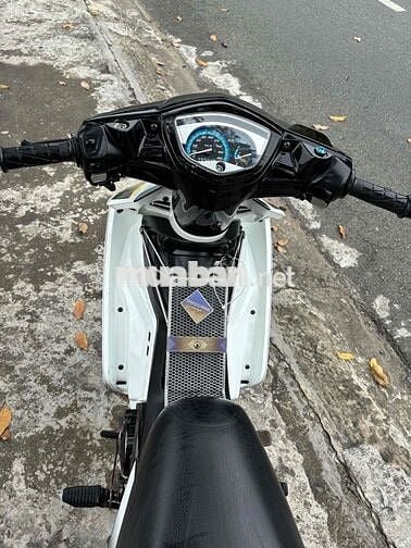 Yamaha Exciter 2010 Trắng đen 37000 km