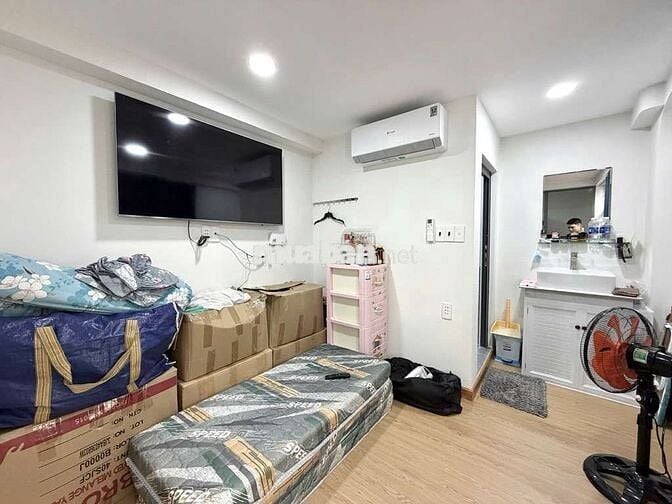 SIÊU HIẾM GIÁP QUẬN 1 – 4 TẦNG NỘI THẤT XỊN, CHỈ NHỈNH 4 TỶ!