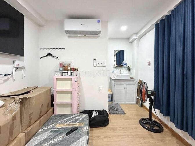 SIÊU HIẾM GIÁP QUẬN 1 – 4 TẦNG NỘI THẤT XỊN, CHỈ NHỈNH 4 TỶ!