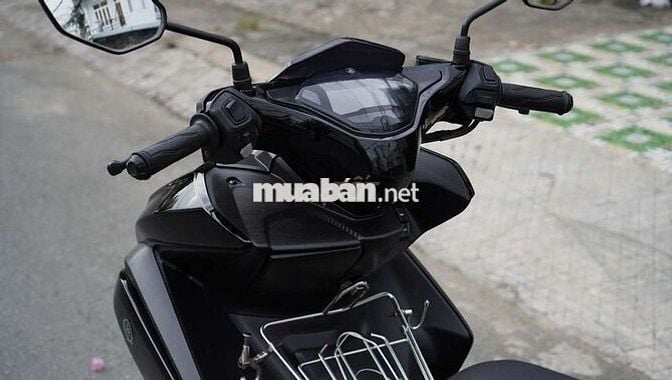 Yamaha NVX 125 Smartkey - Đen Đỏ - BSSG