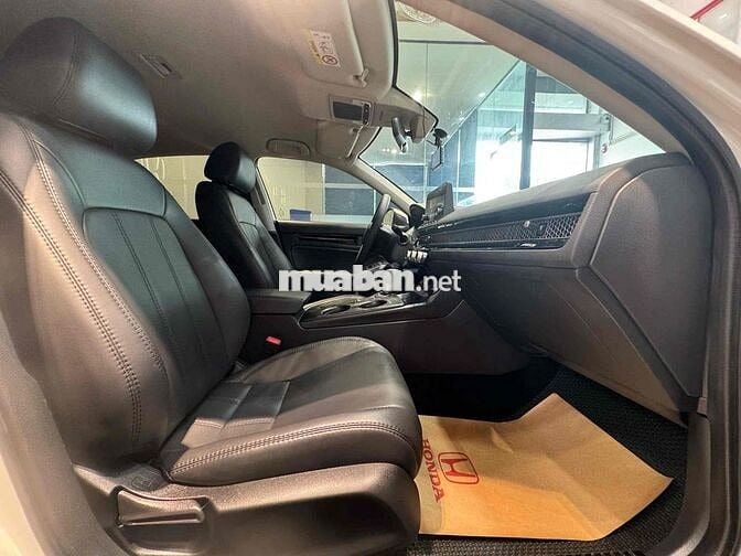 Honda Civic 2023 G 1.5 AT - 13000 km