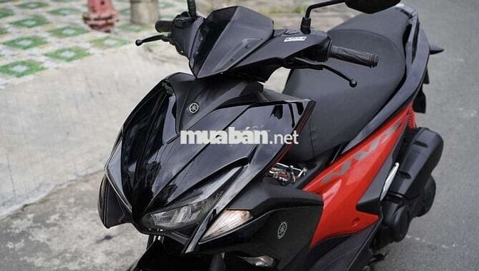 Yamaha NVX 125 Smartkey - Đen Đỏ - BSSG