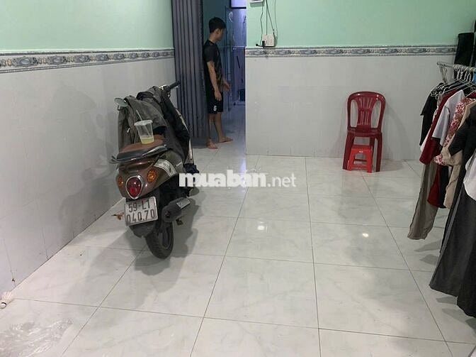 Chính chủ cần bán nhà hẻm 14 Phạm Hùng (đối diện Cây xăng Phạm Hùng)