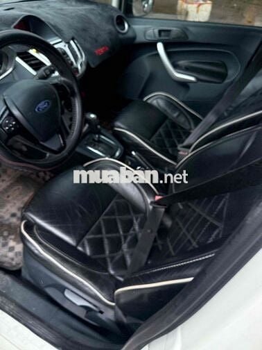 Ford Fiesta 2011 1.6 AT Hatchback - 112000 km