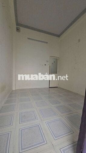 BÁN NHÀ 2 LẦU 4 P . GIÁ TỐT TẠI QUẬN 8.