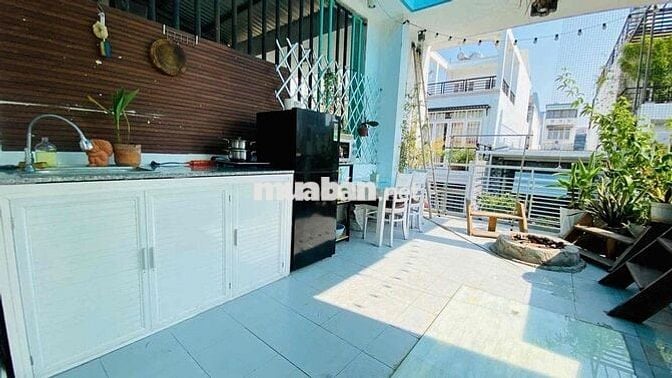 ❤️CĂN HỘ 1PN BAN CÔNG SÂN VƯỜN RỘNG 50M2 NGAY BẾN THÀNH QUẬN 1