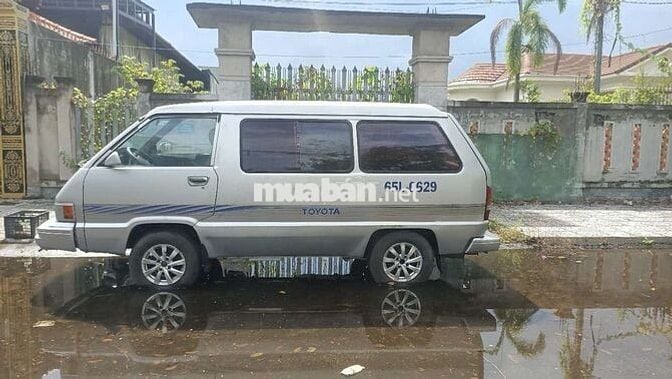 Toyota 7 chổ chính chủ