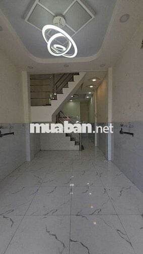 BÁN NHÀ 2 LẦU 4 P . GIÁ TỐT TẠI QUẬN 8.