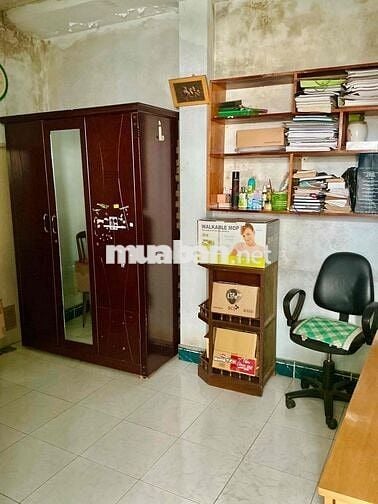 BÁN NHÀ 3T, CHỈ 6,2TỶ DT 5x20 100m² MT ĐS7 – HBP QL13, ÔTÔ  TRÁNH