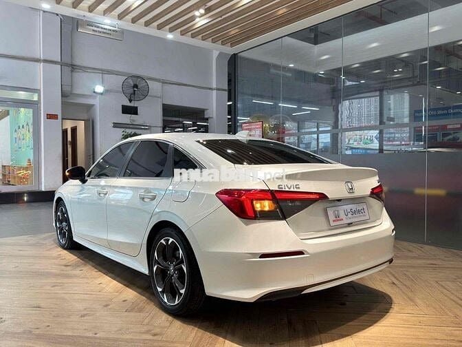 Honda Civic 2023 G 1.5 AT - 13000 km