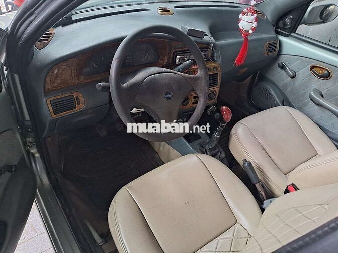 Fiat Siena Bạc 5 chỗ Số sàn