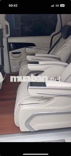 Kia Carnival 2024 Signature 2.2D - 16000 km