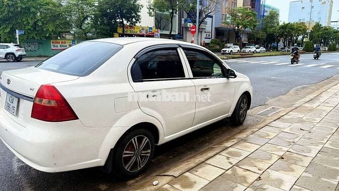 Bán Gentra xe đẹp giá tốt, giấy tờ nhanh gọn