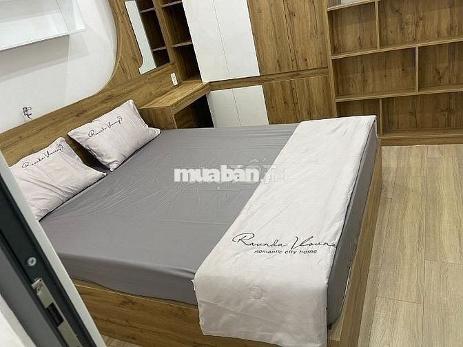 Bán nhà Góc 2Mặt Tiền Nguyễn Gia TRí (D2) P25 DT 6mx 21m 4lầu.Q.BThạnh