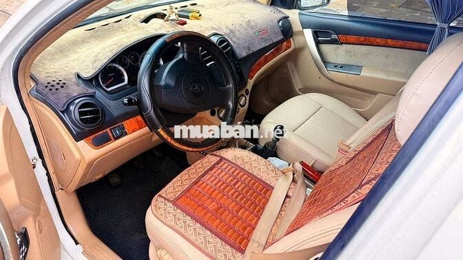 Bán Gentra xe đẹp giá tốt, giấy tờ nhanh gọn