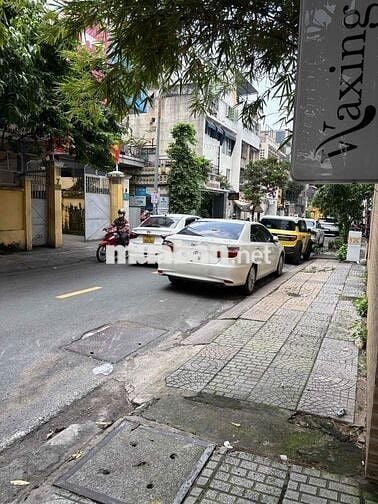 Cho thuê nhà biệt thự 4 Phan Kế Bính, quận 1, phường Tân Định