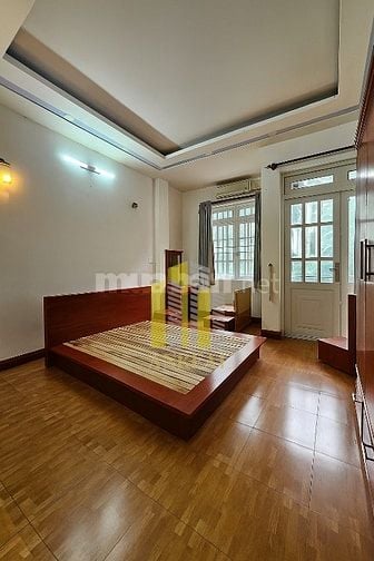 NHÀ PHỐ QUỐC HƯƠNG 3 LẦU CHO THUÊ GIÁ 35 TRIỆU