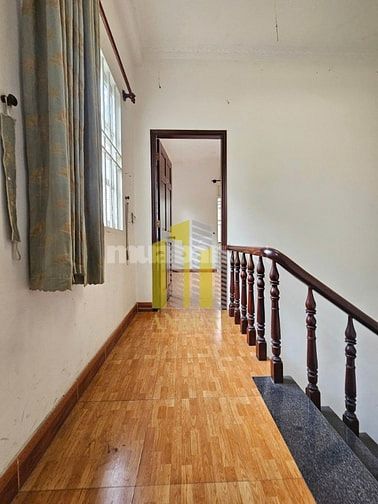 NHÀ PHỐ QUỐC HƯƠNG 3 LẦU CHO THUÊ GIÁ 35 TRIỆU